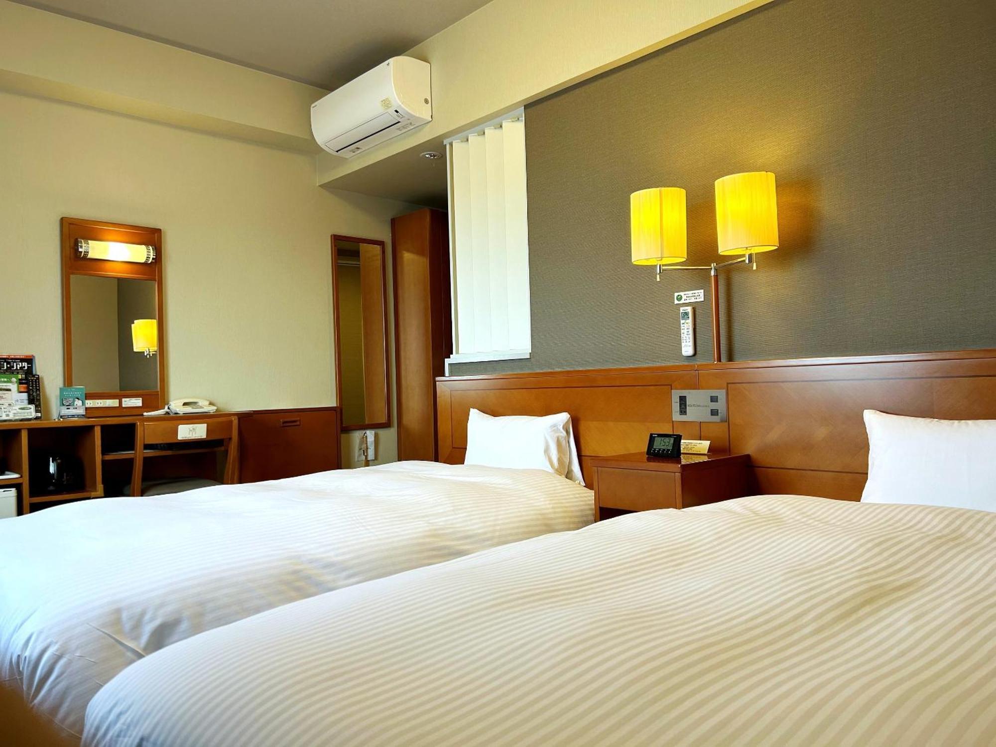 Hotel Route-Inn Chiryu -Kokudou 1 Gou- Eksteriør billede